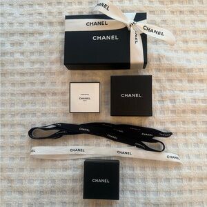4 Chanel Black and White Box Set with Ribbons